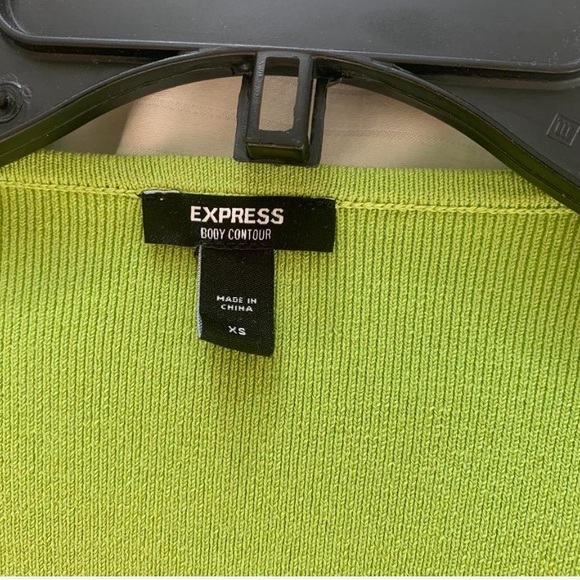 Express Cardigan Body Contour - Picture 3 of 4
